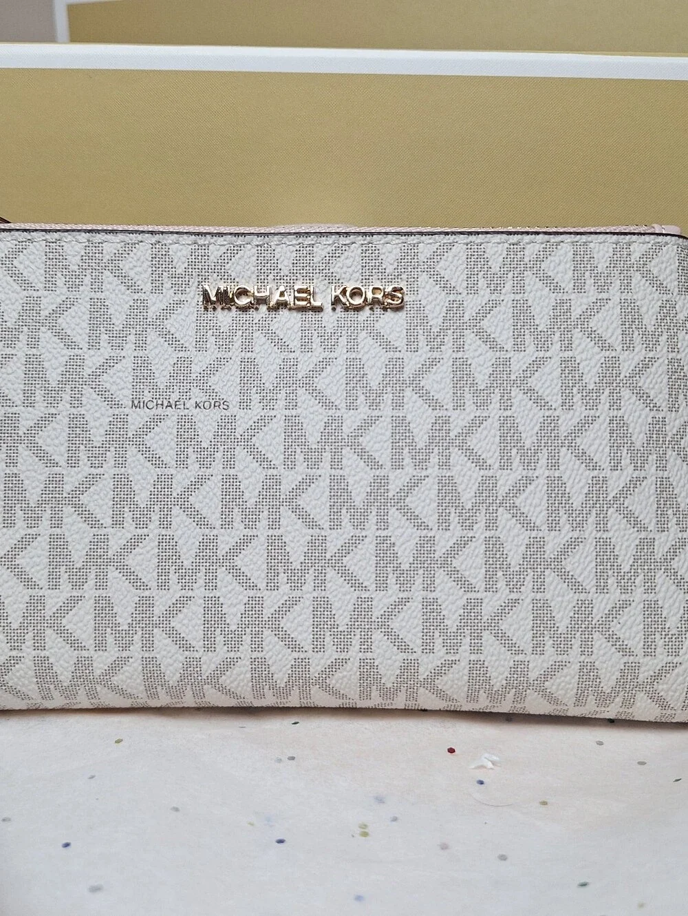Michael KORS Wallet NWT